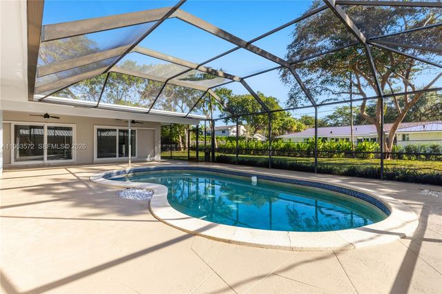 13905 SW 78th Ct, Palmetto Bay, FL 33158