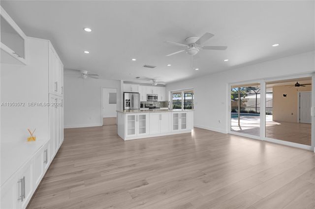 13905 SW 78th Ct, Palmetto Bay, FL 33158