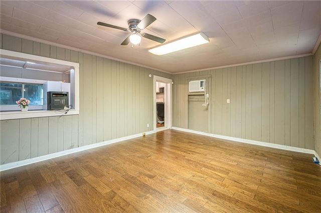 821 Everett Springs Road, Calhoun, GA 30701