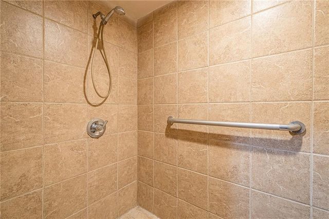 821 Everett Springs Road, Calhoun, GA 30701