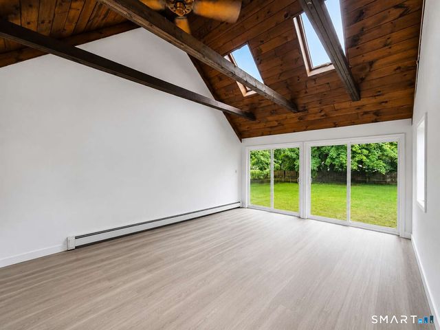 32 Simon Road, Enfield, CT 06082