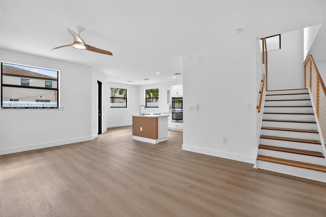 11556 SW 234th St, Homestead, FL 33032