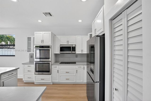 11556 SW 234th St, Homestead, FL 33032