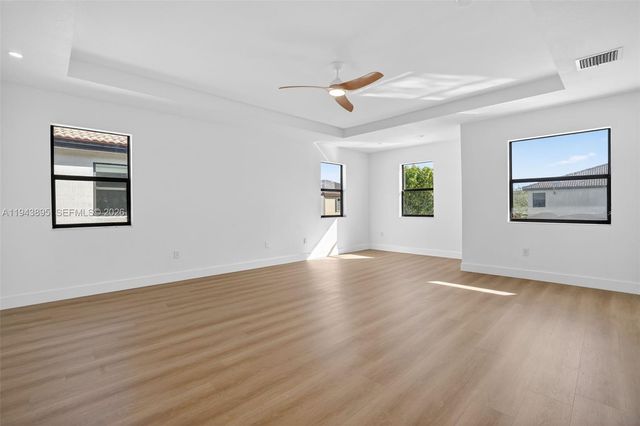 11556 SW 234th St, Homestead, FL 33032