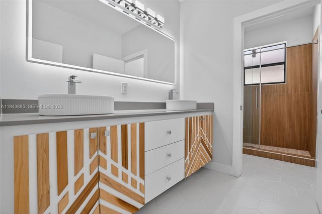 11556 SW 234th St, Homestead, FL 33032