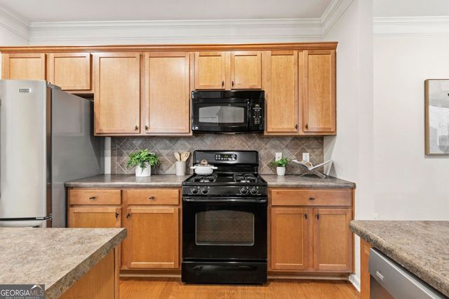 910 Silver Lake Drive, Acworth, GA 30102