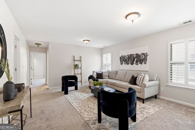 910 Silver Lake Drive, Acworth, GA 30102