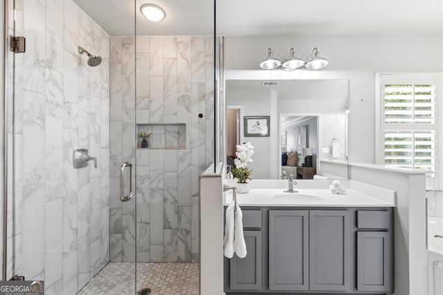 910 Silver Lake Drive, Acworth, GA 30102