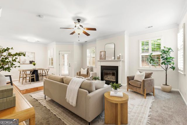910 Silver Lake Drive, Acworth, GA 30102