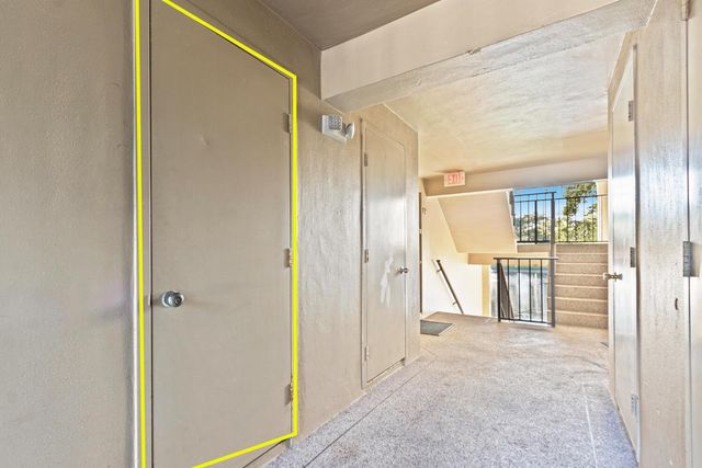 712 Sunny Pine Way E2, Greenacres, FL 33415
