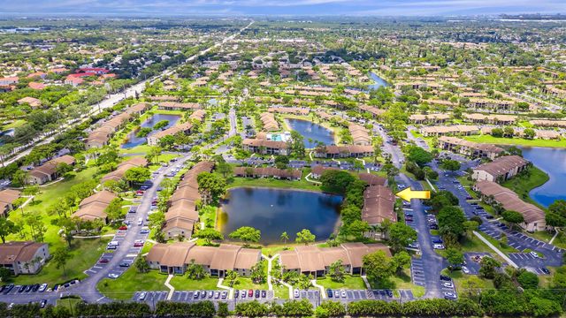 712 Sunny Pine Way E2, Greenacres, FL 33415