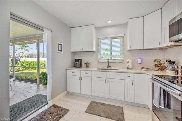 1817 SW 40th ST, Cape Coral, FL 33914