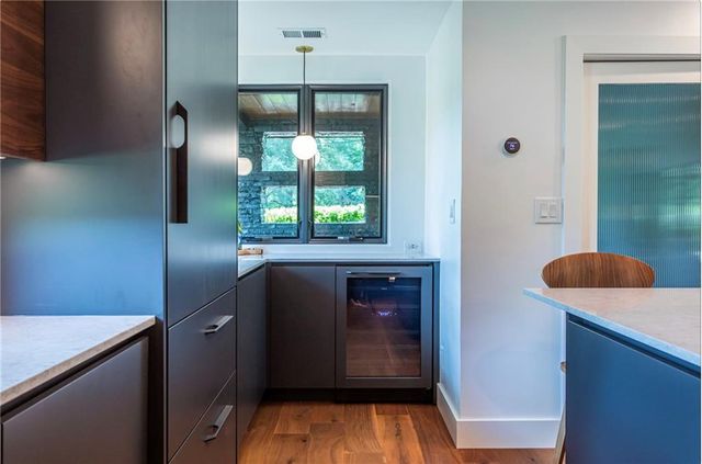 1904 Lenox NE Road, Atlanta, GA 30306