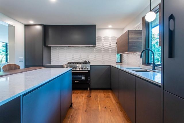 1904 Lenox NE Road, Atlanta, GA 30306