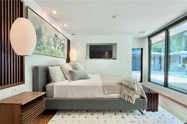 1904 Lenox NE Road, Atlanta, GA 30306