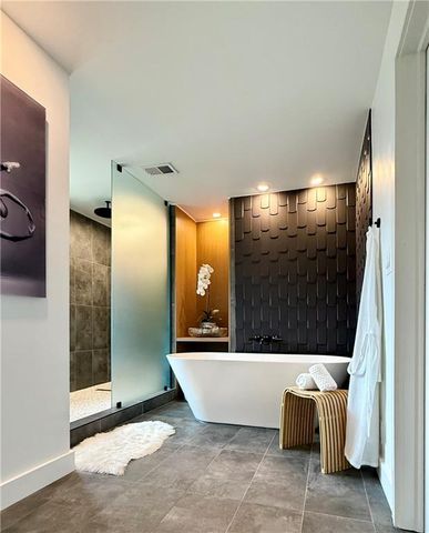 1904 Lenox NE Road, Atlanta, GA 30306