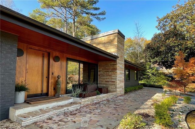 1904 Lenox NE Road, Atlanta, GA 30306