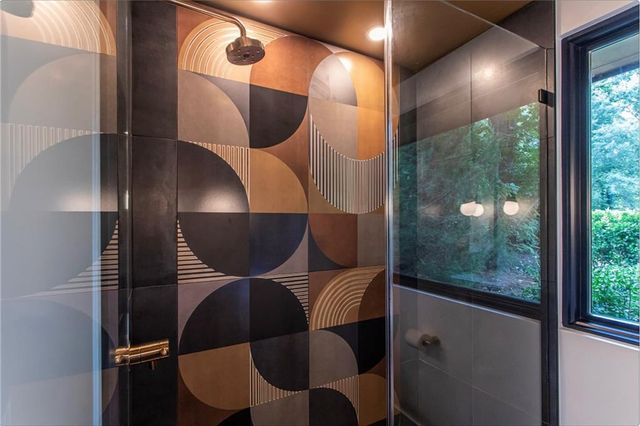 1904 Lenox NE Road, Atlanta, GA 30306