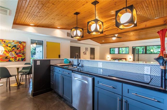 1904 Lenox NE Road, Atlanta, GA 30306