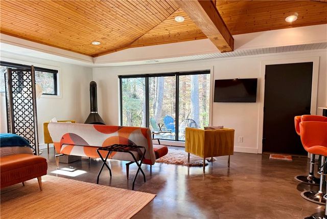 1904 Lenox NE Road, Atlanta, GA 30306