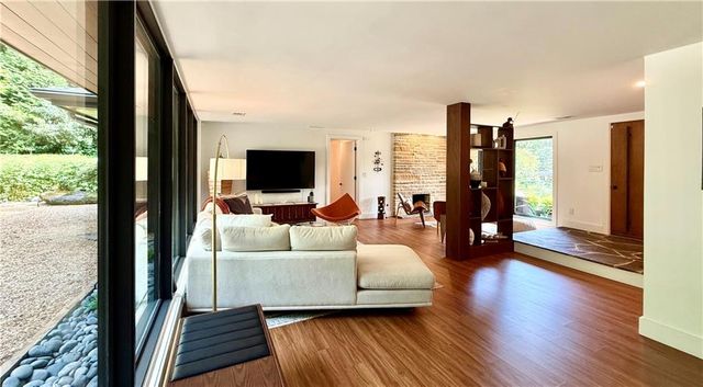 1904 Lenox NE Road, Atlanta, GA 30306