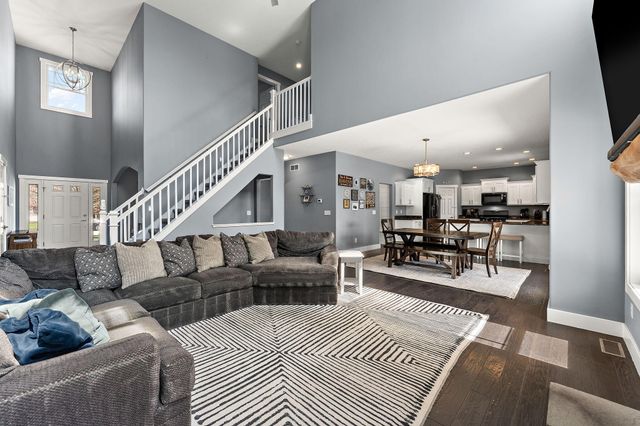 112 Lavender Court, New Carlisle, IN 46552