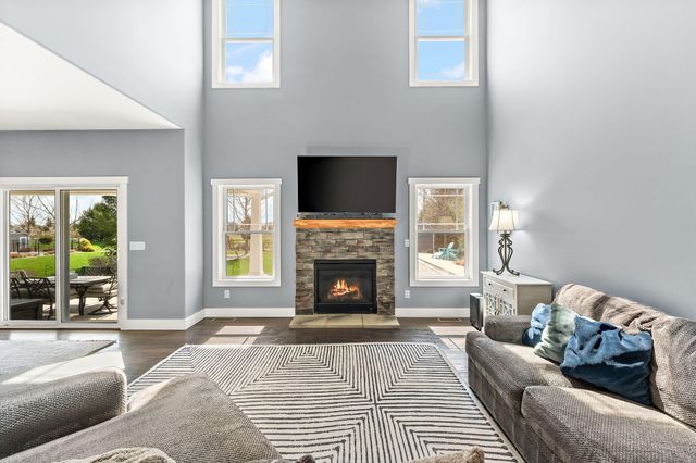 112 Lavender Court, New Carlisle, IN 46552