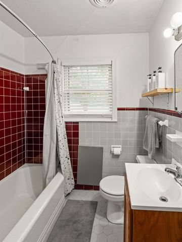 6208 Walnut Hills Drive, Austin, TX 78723