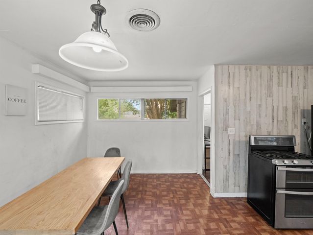 6208 Walnut Hills Drive, Austin, TX 78723