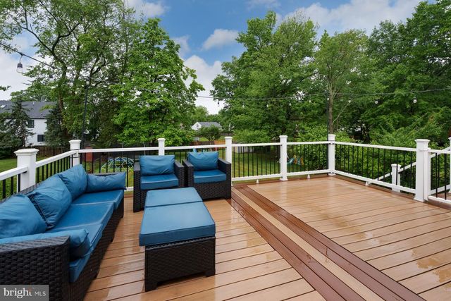 2025 OAK TREE RD, Edison, NJ 08820