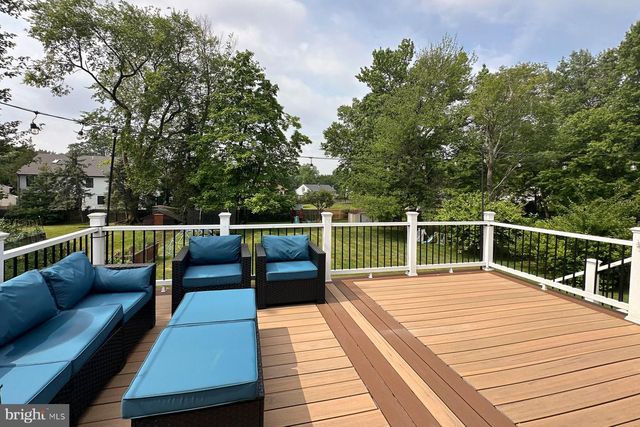 2025 OAK TREE RD, Edison, NJ 08820