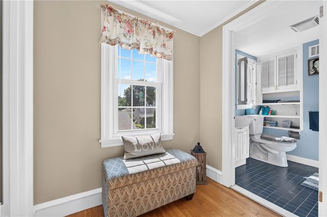 87 Miller Avenue, East Providence, RI 02916