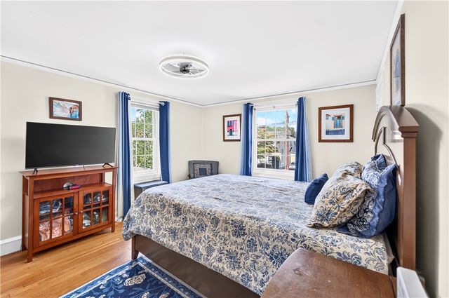87 Miller Avenue, East Providence, RI 02916