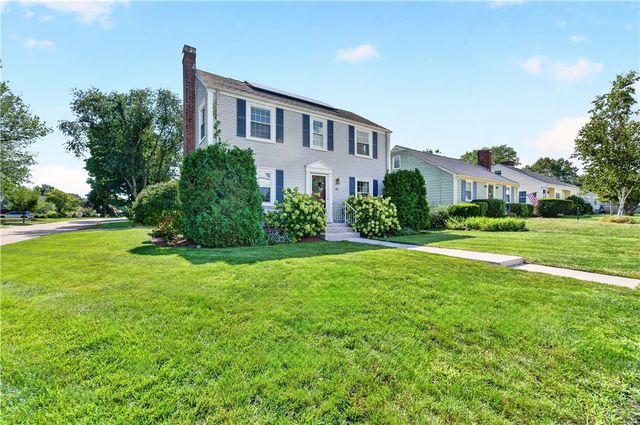 87 Miller Avenue, East Providence, RI 02916