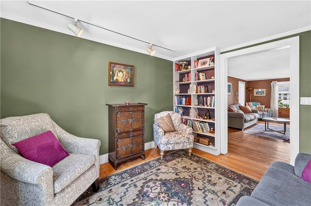 87 Miller Avenue, East Providence, RI 02916