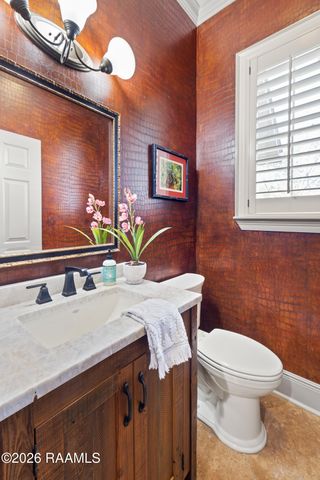 204 Inverness Lane, Broussard, LA 70518
