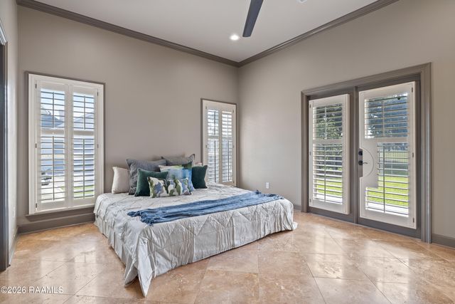 204 Inverness Lane, Broussard, LA 70518