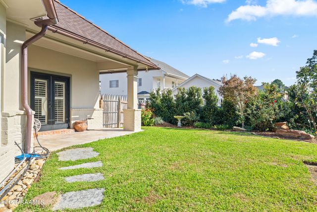 204 Inverness Lane, Broussard, LA 70518