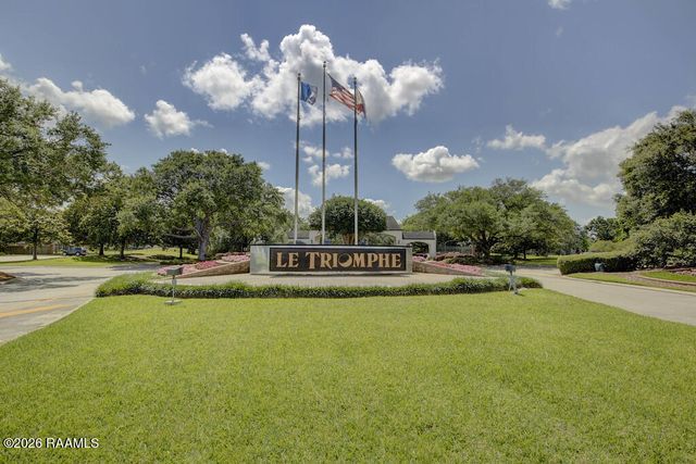 204 Inverness Lane, Broussard, LA 70518