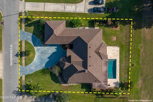 204 Inverness Lane, Broussard, LA 70518