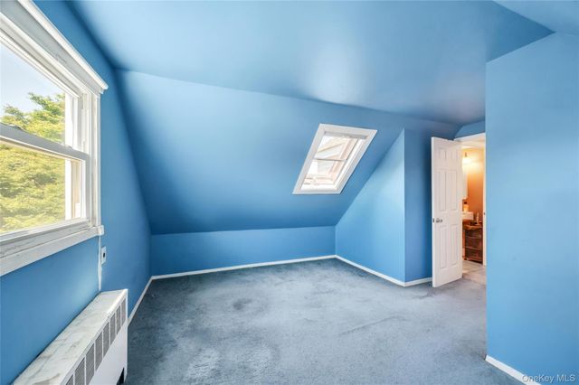 34 Oak Street, Hicksville, NY 11801