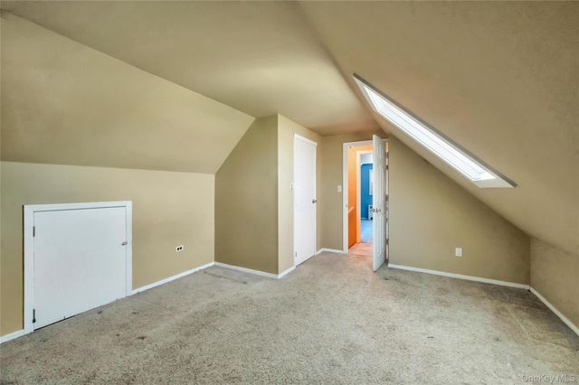 34 Oak Street, Hicksville, NY 11801