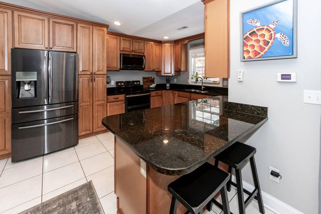 5717 San Flora Avenue, Ravenel, SC 29470