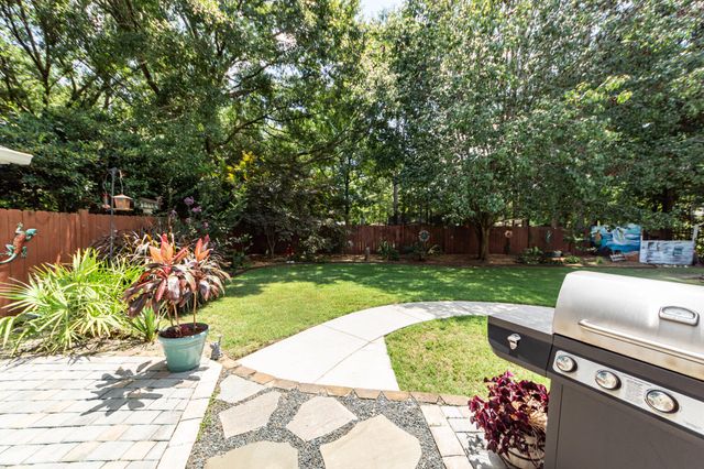 5717 San Flora Avenue, Ravenel, SC 29470