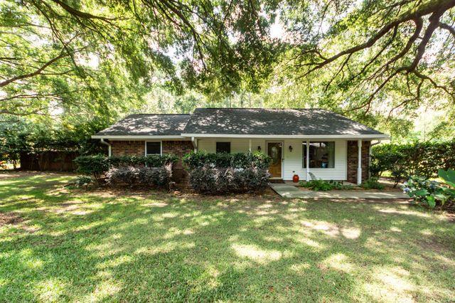 5717 San Flora Avenue, Ravenel, SC 29470