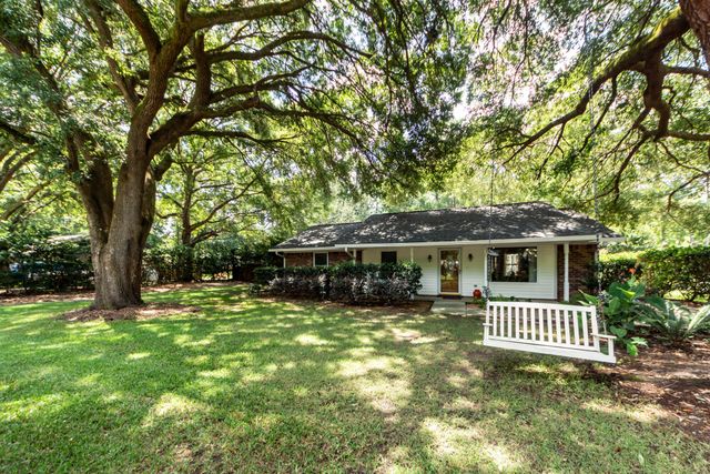 5717 San Flora Avenue, Ravenel, SC 29470