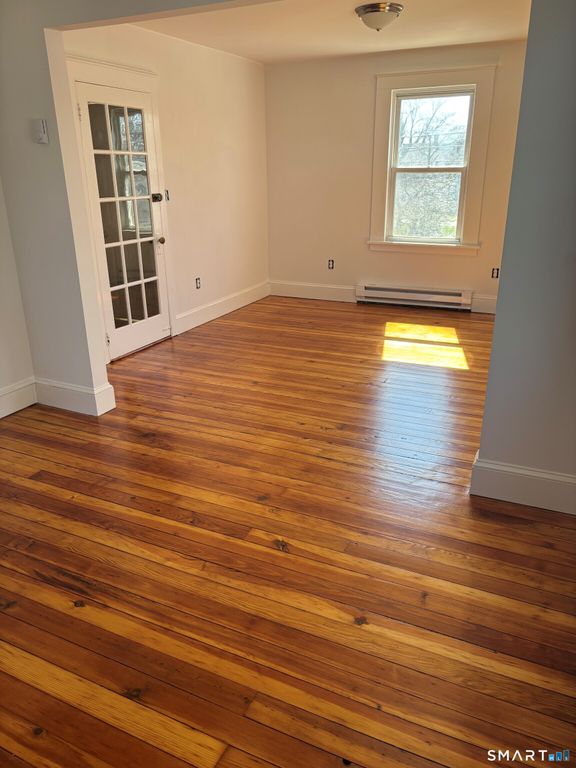 65 Avon Street 2, Milford, CT 06461