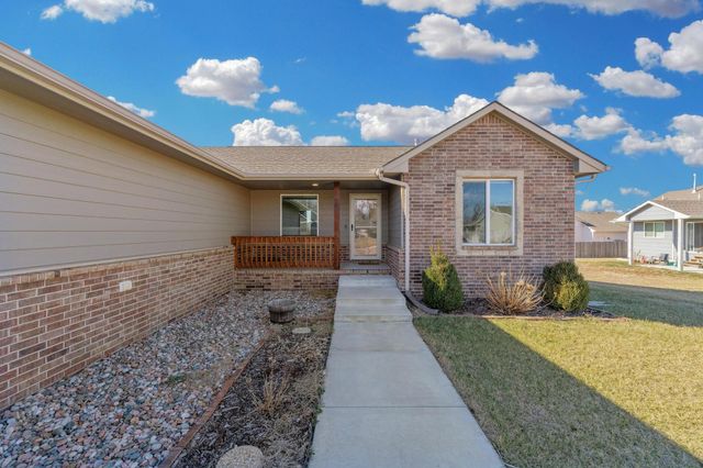 3425 N Laughlin St, Derby, KS 67037