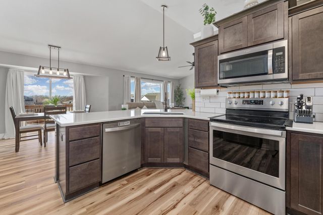 3425 N Laughlin St, Derby, KS 67037