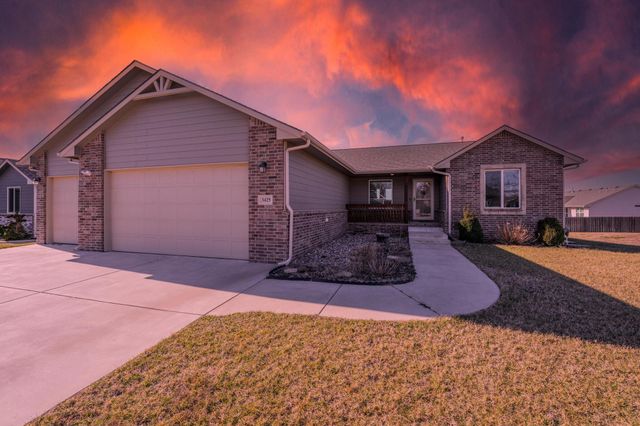 3425 N Laughlin St, Derby, KS 67037